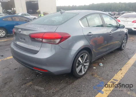 2017 Kia Forte Ex z USA, uszkodzony, nr VIN 3KPFN4A83HE092053